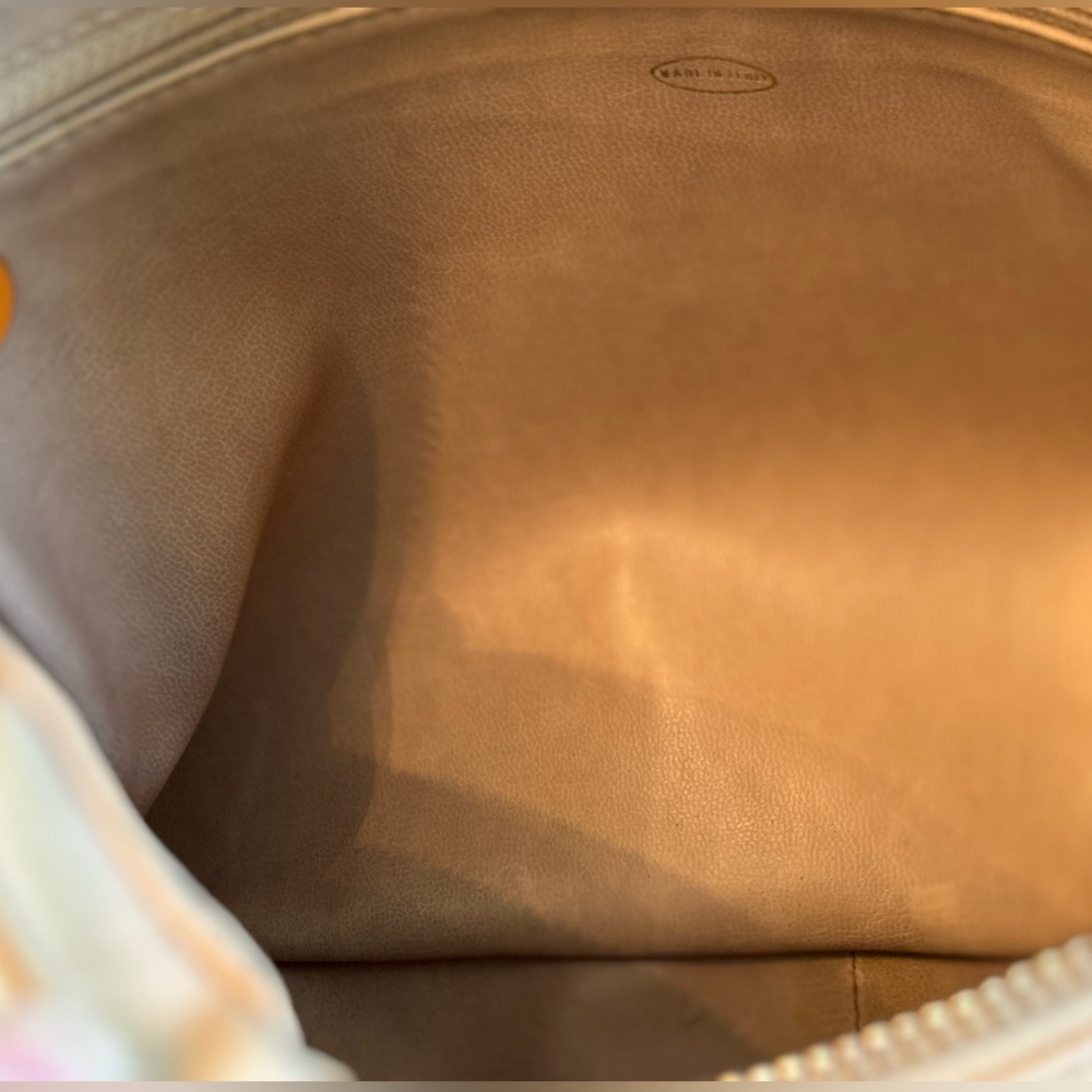 Authentic cream beige CHANEL matelasse quilted single chain shoulder bag - Picture 10 of 16